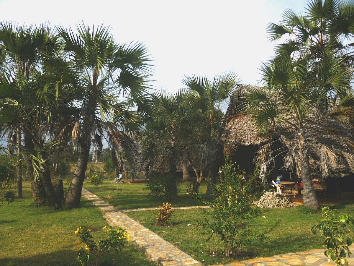 Bahari Pori Resort Pangani Экстерьер фото